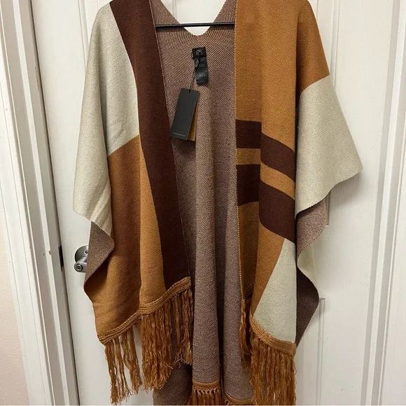 NWT Frye Patchwork Shawl - Picture 10 of 10